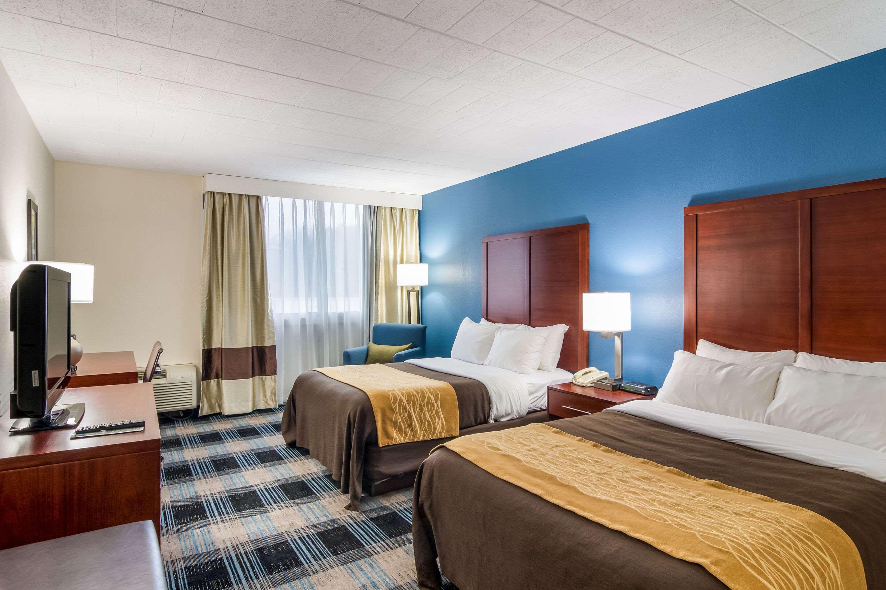 Mainstay Suites Verona Εξωτερικό φωτογραφία