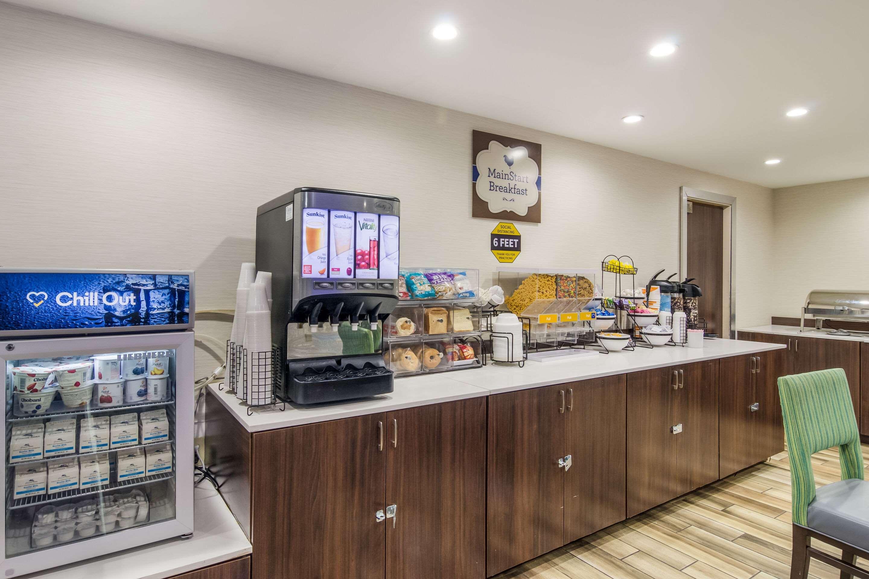 Mainstay Suites Verona Εξωτερικό φωτογραφία