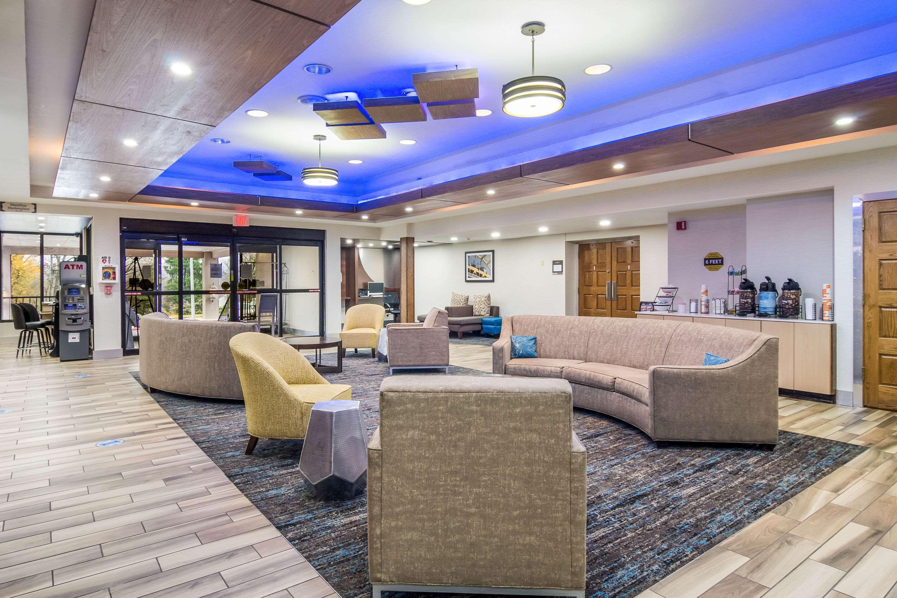 Mainstay Suites Verona Εξωτερικό φωτογραφία