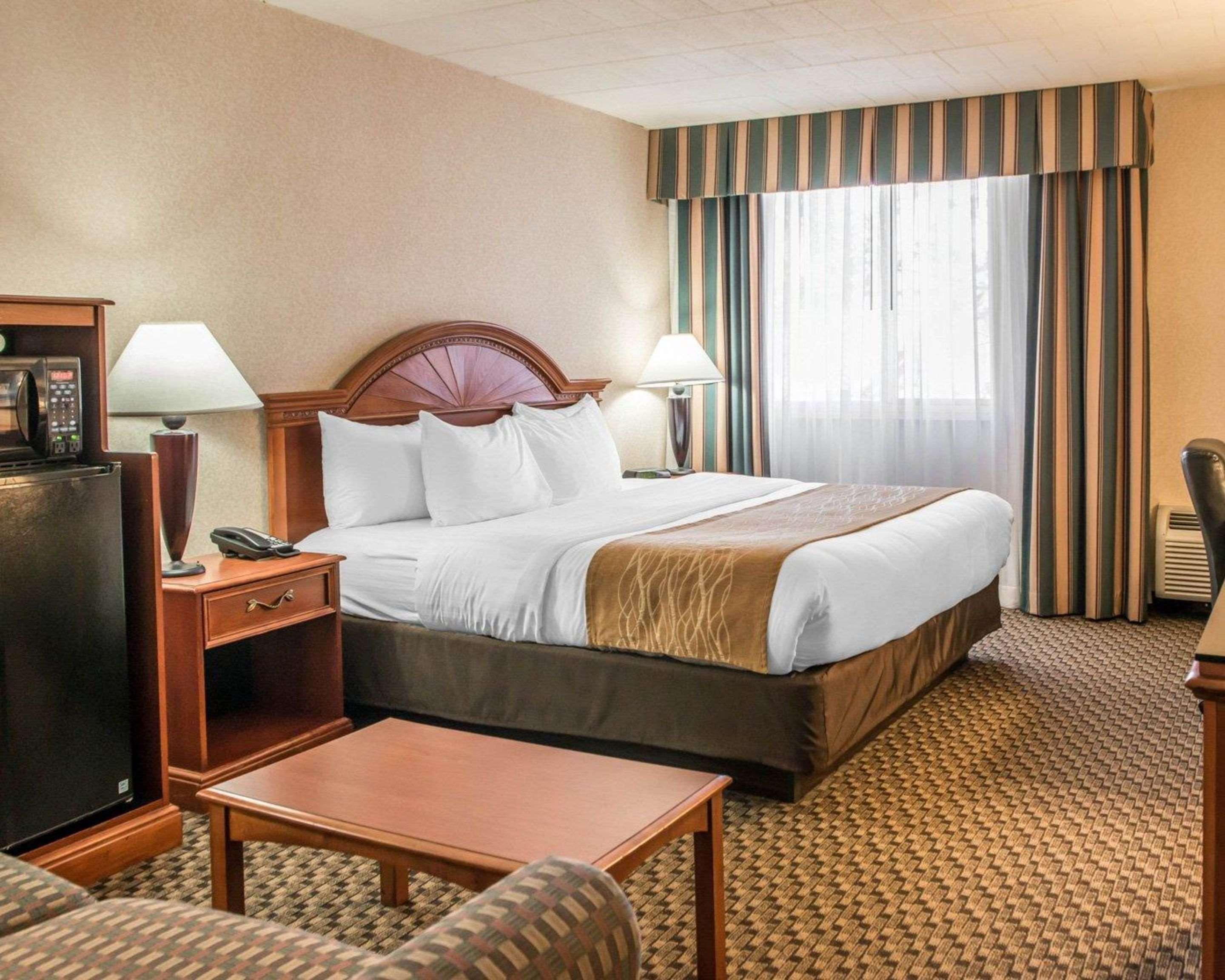 Mainstay Suites Verona Εξωτερικό φωτογραφία