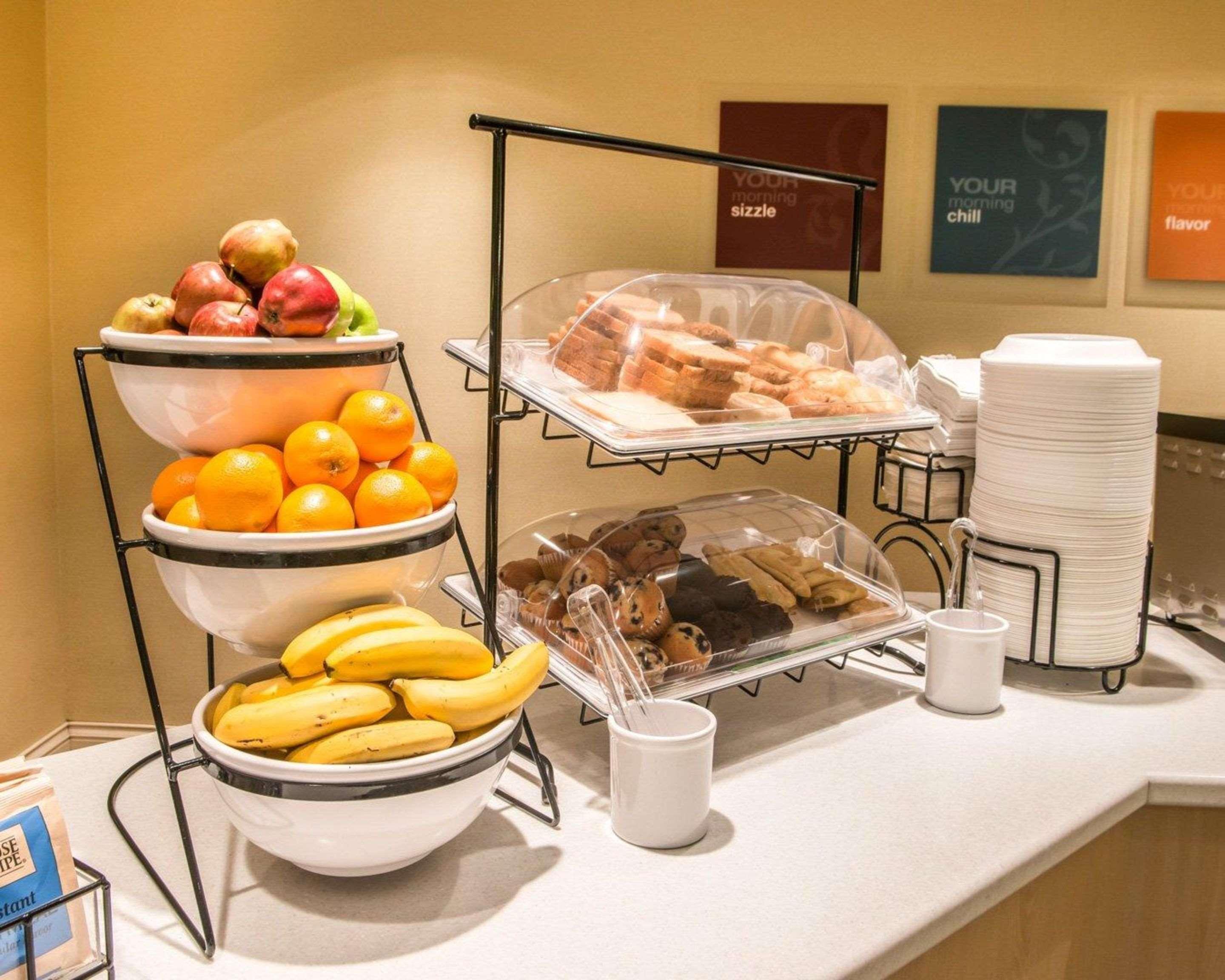 Mainstay Suites Verona Εξωτερικό φωτογραφία